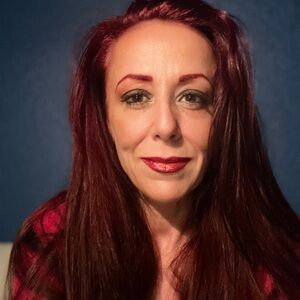 Jackie ♥️🎨💄♍️ ~ Posh Ambassador